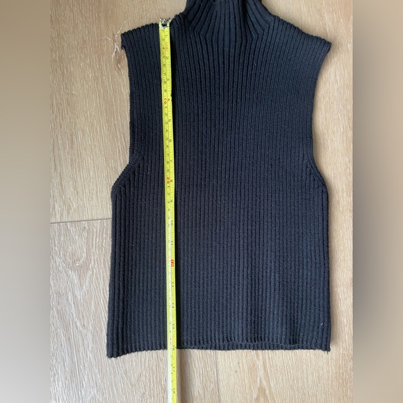 NWOT Zara Small tank top. - Picture 5 of 7